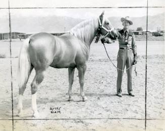 "El Centro", Grand Champion Palomino Parade Class, owned by C. E. Botkin