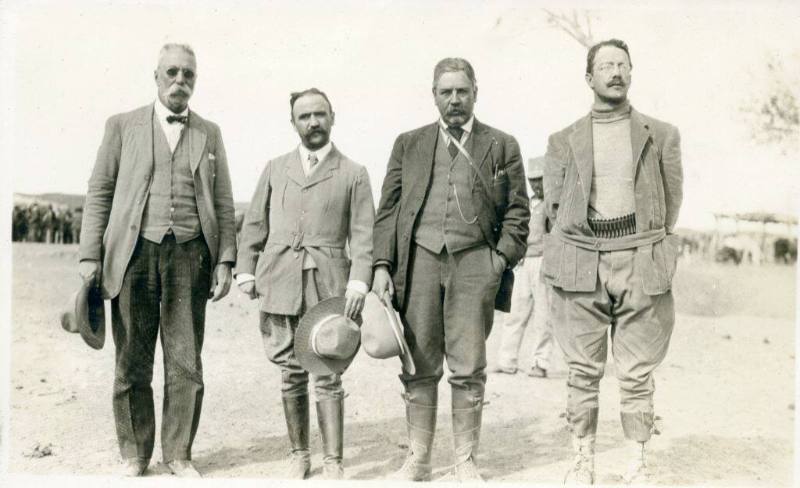 Cosme Beryoche, Francisco Madero, Abraham Gonzales, and General Eduardo Hay