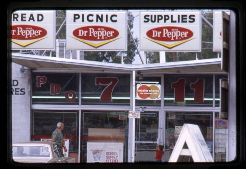 PDQ 7-11 Store