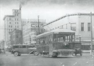 A Streetcar at First Street and Central Avenue