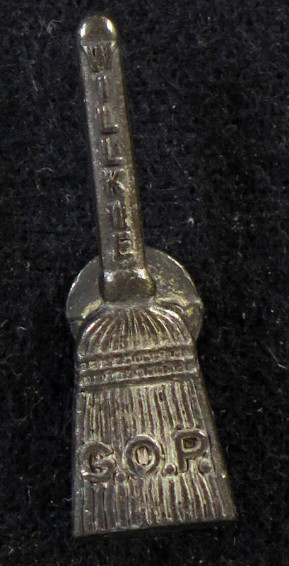 Wilkie lapel pin (broom)