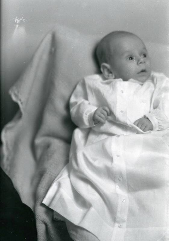 Infant of Mrs. E. V. Abbott