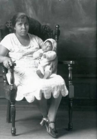 Armenia Aramula and her daughter, Belia