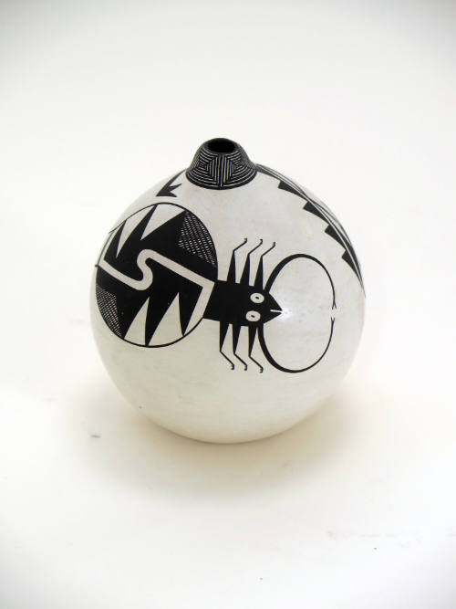 Acoma Seed Pot with Mimbres Revival Design