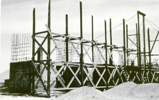 Construction of a hangar