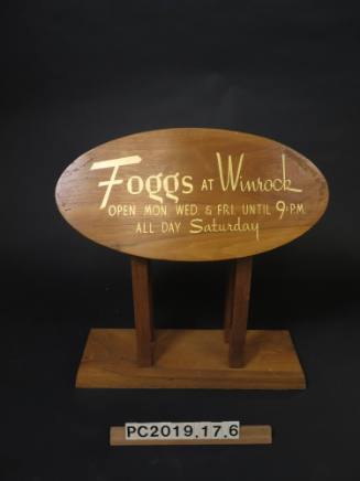 Foggs at Winrock Store Sign