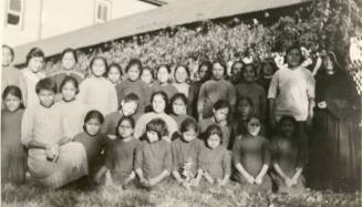 Loretto Indian School class portrait