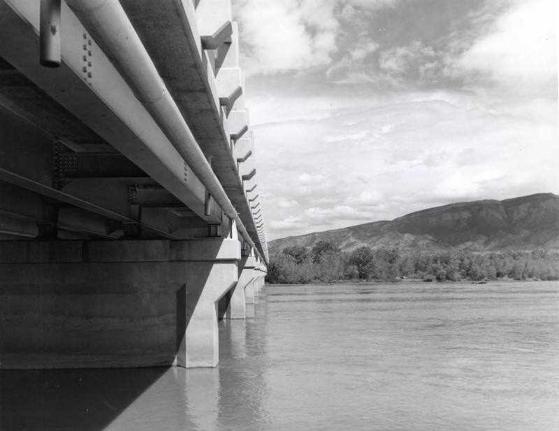 Bridge with a Pipeline