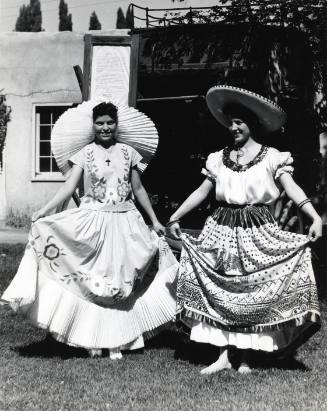 Dancers at Santa Fe Fiesta