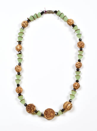 Tan and Green Rose Beaded Necklace