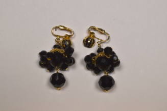 Black Beaded Cluster Earrings