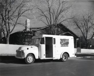 Valley Gold Dairies Delivery Truck